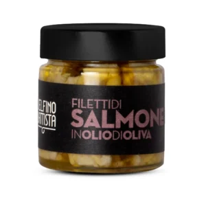 Salmon fillets in olive oil